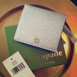 New Kate Spade Wallet -Mavis Street (silver)